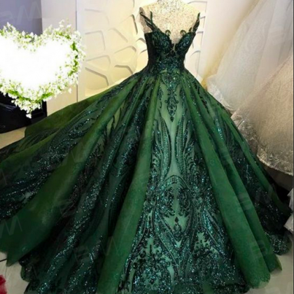 Green Lace Ball Gown Quinceanera Dresses Strapless..