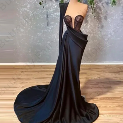 Off shoulder Mermaid Stretch Satin Gown Black