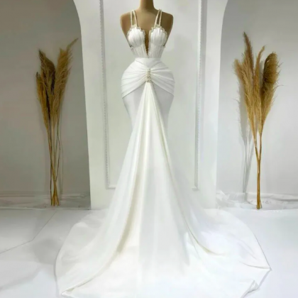 High Quality Silk Off White Mermaid Bridal Dress..