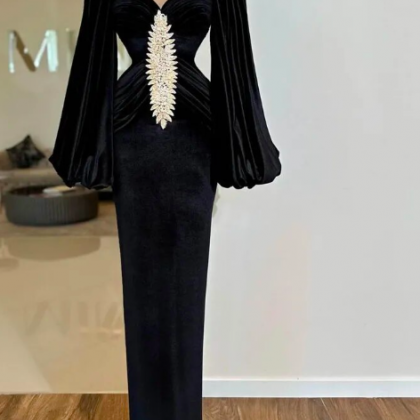 Dubai Black Mermaid Evening Dresses Cap Sleeves..