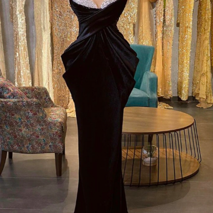 Elegant Black Mermaid Evening Dresses Off Shoulder..