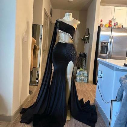 Black Beaded Mermaid Prom Dresses One Shoulder..