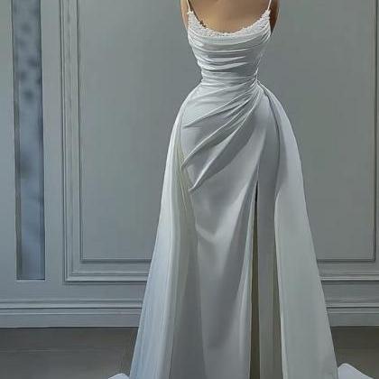 Simple Scoop Neckline Satin Wedding Dresses For..