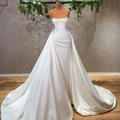 Ball Gown Satin Pleated Wedding Dresses Pearls..