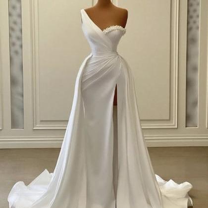 One Shoulder Pearls Wedding Dresses With..
