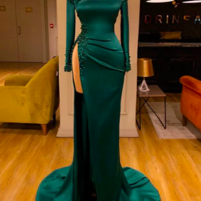 green prom dresses, high neck prom dresses, pearls prom dresses, long sleeve porm dresses, arabic evening dresss, cheap evening gowns, sexy prom dresses, 2023 evening dresses, fashion evening dresses