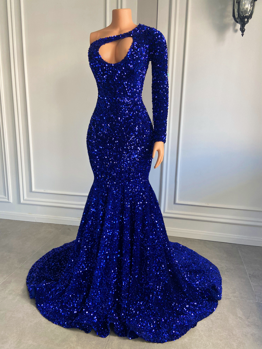 Long Sparkly Prom Dress 2023 One Shoulder Royal Blue Sequin Mermaid Style Black Girls Prom Party Gowns Real Picture