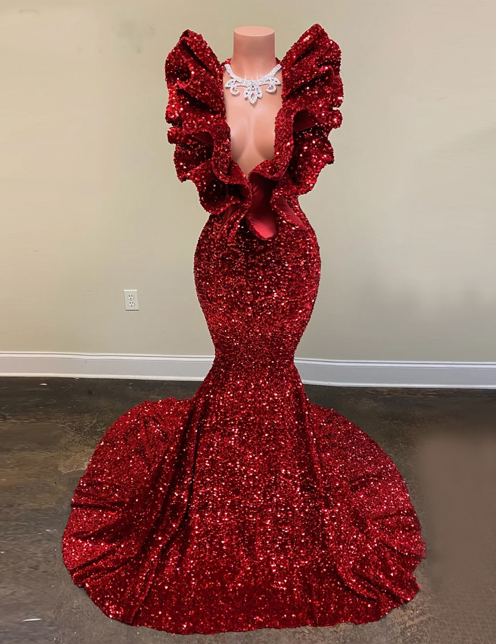 Customized(can Not Refund) Long Sparkly Prom Dresses 2023 Real V-neck Sleeveless Mermaid Ruffles Burgundy Sequin African Black Girls Prom Dress Customized(can Not Refund) Long Sparkly Prom Dresses 2023 Real V-neck Sleeveless Mermaid Ruffles Burgundy Sequin African Black Girls Prom Dress