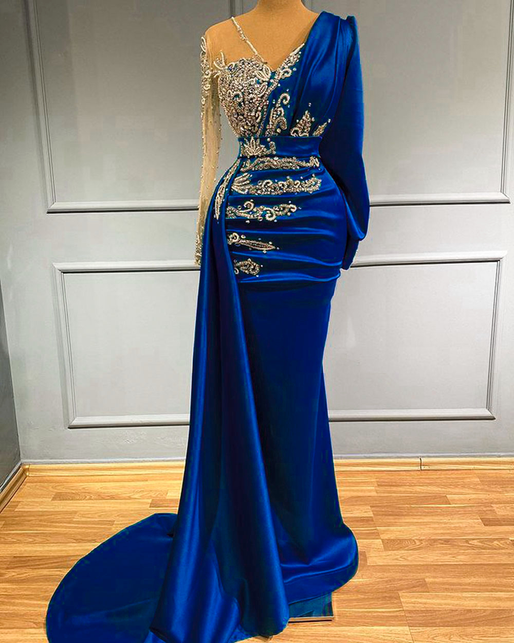 Customized(Can Not Refund) Luxury Long Sleeve Evening Dresses 2023 Sparkly Crystals Elegant Mermaid Royal Blue Satin Dubai Women Formal Party Customized(Can Not Refund) Luxury Long Sleeve Evening Dresses 2023 Sparkly Crystals Elegant Mermaid Royal Blue Satin Dubai Women Formal Party