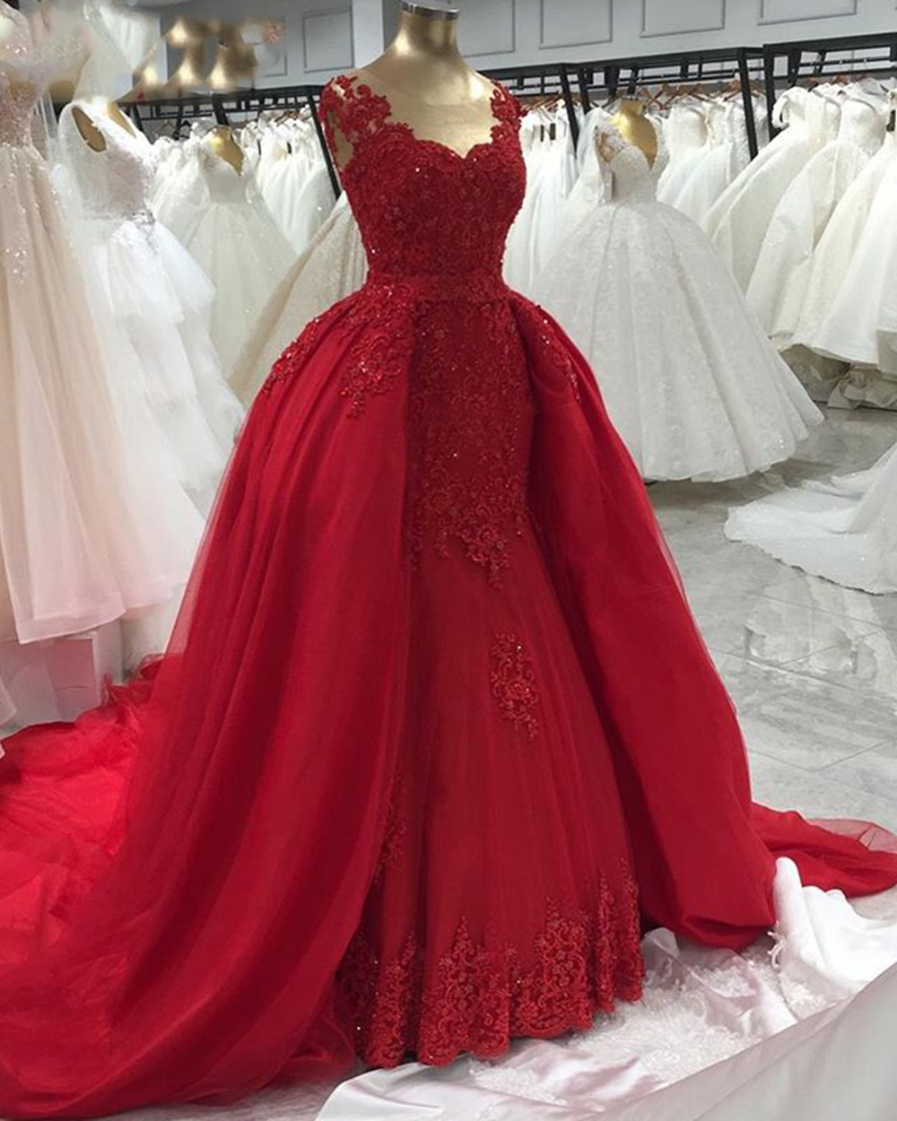 Dubai Long Evening Dress 2023 Mermaid Style Sweetheart Lace African Women Red Tulle Formal Evening Gowns Detachable Train