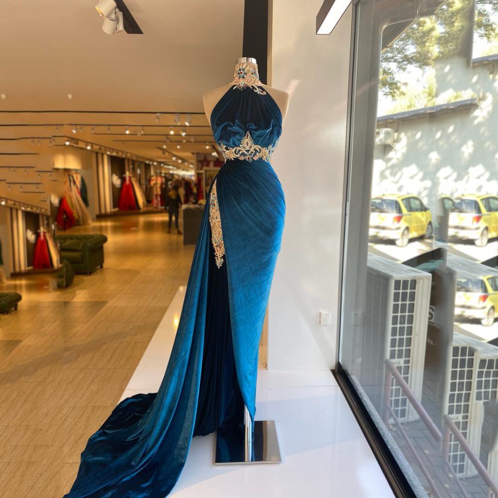Arabic Velvet Halter Neck Mermaid Evening Dress Soft High Division Beads Prom Dresses 2023 Women's Party Dresses Robes De Soirée