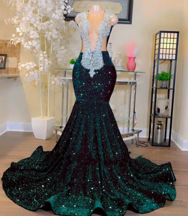 Elegant Backless Mermaid Prom Party Dresses 2023 Sexy Dark Green Sequins Beaded Plus Size Arabic Style Formal Evening Occasion Gowns
