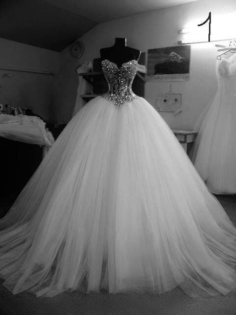 Crystal Wedding Dresses, Sweetheart Bridal Dresses, Sparky Bridal Dresses, Wedding Gowns, Custom Make Bridal Dresses, Sexy Wedding Dresses, Sexy