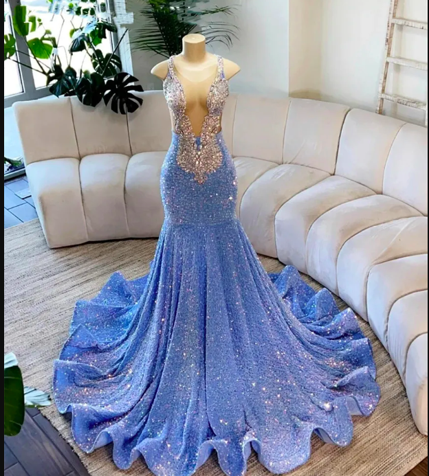 Sky Blue Sheer O Neck Long Prom Dress For Black Girls Beaded Crystal Diamond Birthday Party Dresses Sparkly Sequined Evening
