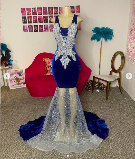 Crystal Prom Dresses 2024 V Neck Beading Sequins Sparkly Evening Dresses Blue Party Dresses Formal Dresses