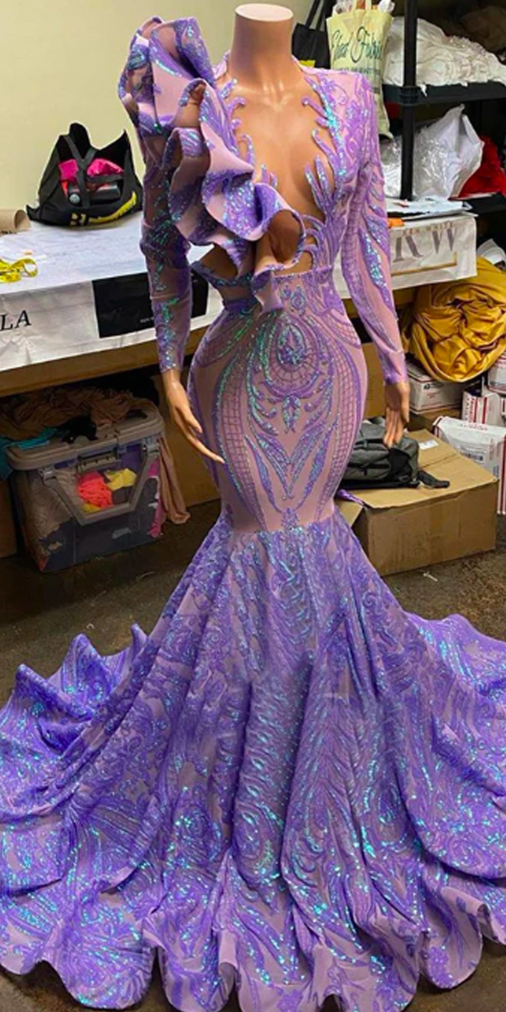 Long Sleeves Women Purple V Neck Prom Dresses 2023 African Mermaid Lace Sequined Evening Gowns Black Girls Ruffles Hem Vestidos