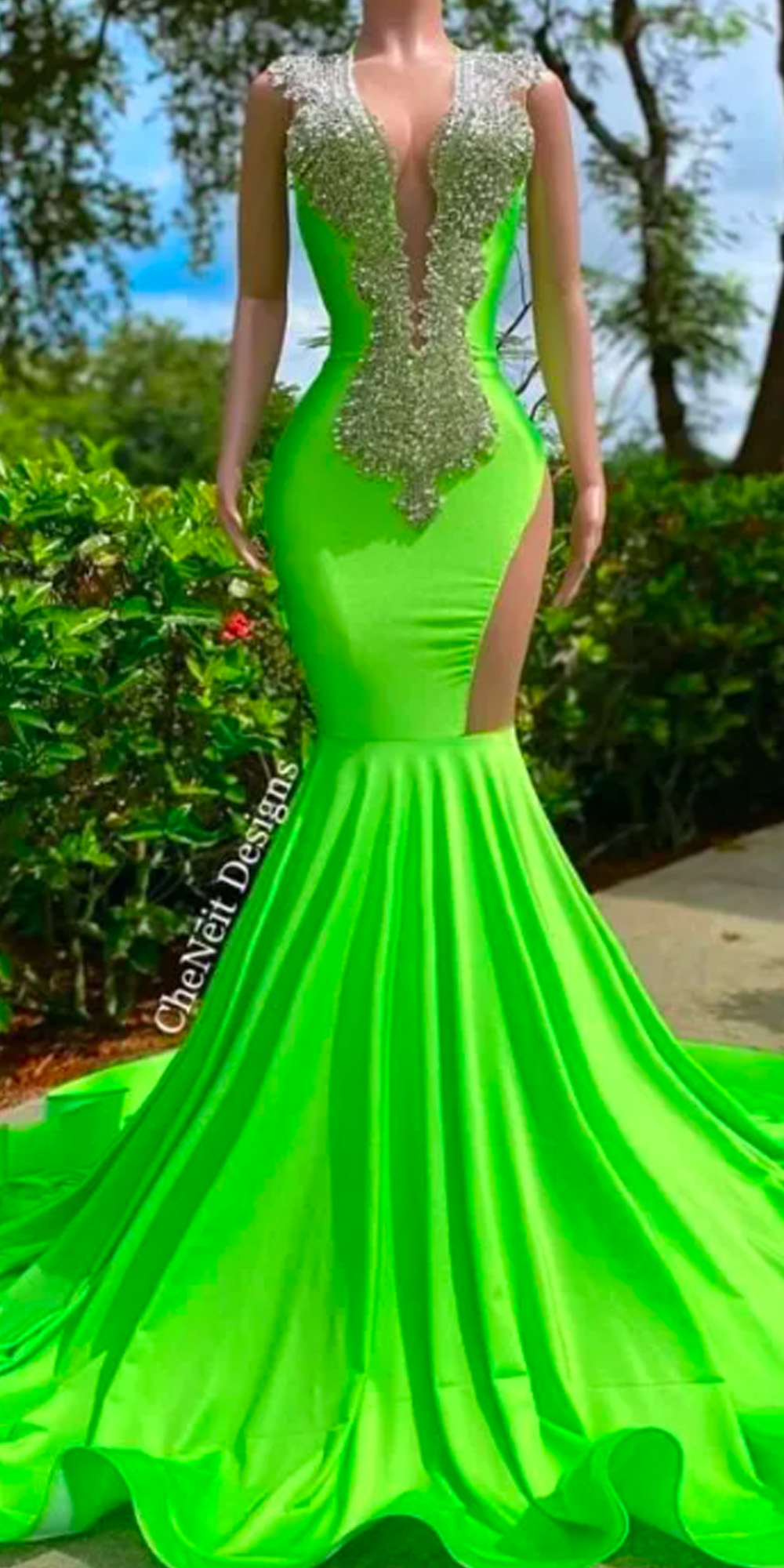 2023 Prom Dresses Green Orange Mermaid African Deep V Neck Crystals Beads Black Girls Long Graduation Dress Plus Size Formal Evening Gowns Open