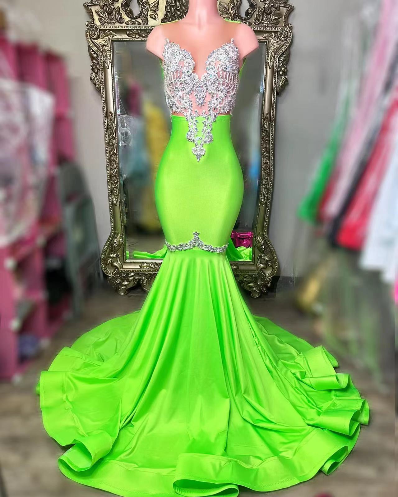 Green Illusion Crew Neckline Prom Dresses Mermaid Beading Sparkly Sequins Formal Evening Gowns Satin Lace Party Dresses For Women