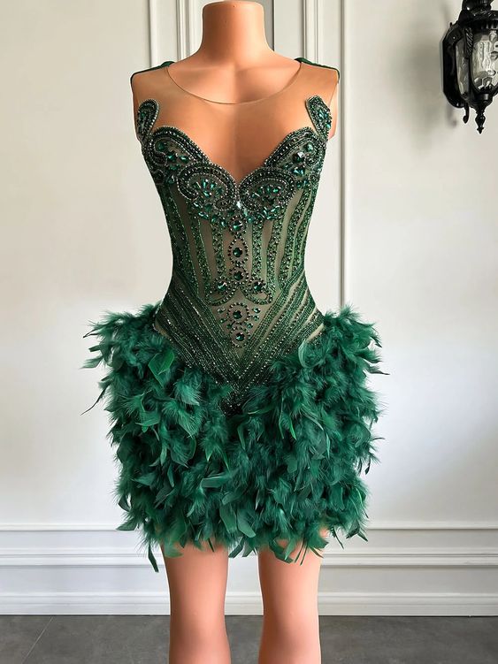 Short Crystal Prom Dresses For Women 2024 Crystal Beaded Short Homecoming Dresses For Teens Feather Crystal Mini Graduation Dresses For Girls