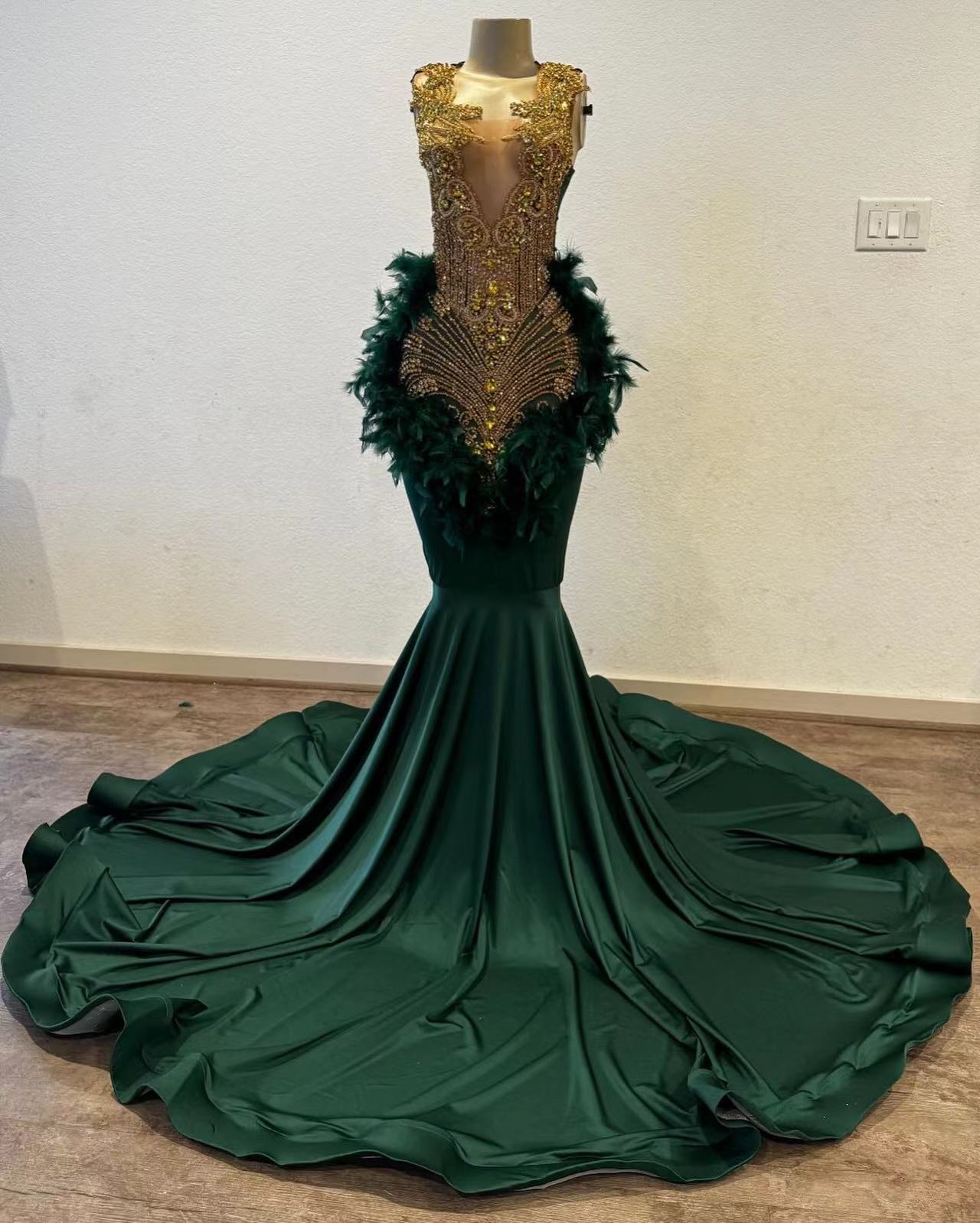 wedding dress simple elegant Elegant Long Sleeve Minimalist Mermaid Wedding Dress EU42 / Off-White