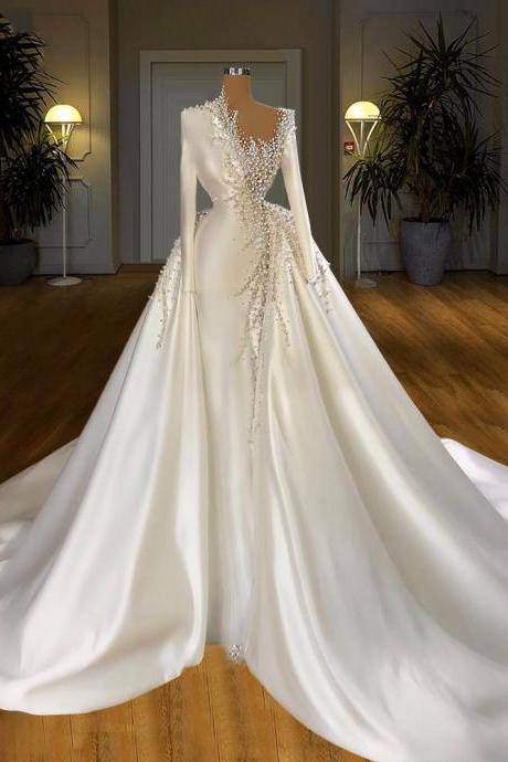 Satin Wedding Dresses High Quliaty Dubai 2023 Bride Luxury With Pearls Beads Long Sleeves African Bridal Gowns Plus Size