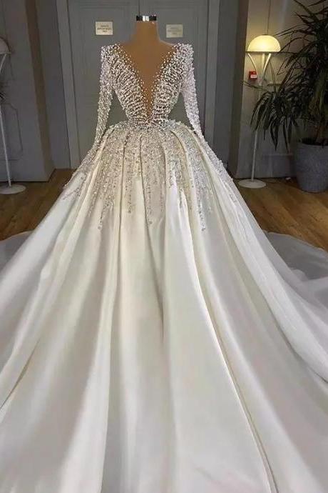 Satin Wedding Dresses Luxury 2023 Bride Ball Gown Pearls Beads Long Sleeves V Neck Puffy Skirt Saudi Arabia Dubai Bridal Gowns