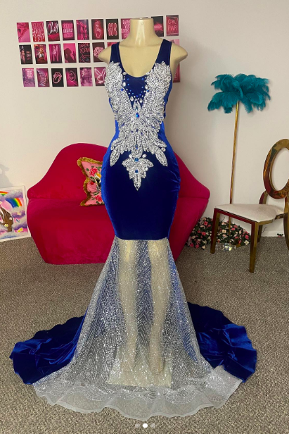Crystal Prom Dresses 2024 V Neck Beading Sequins Sparkly Evening Dresses Blue Party Dresses Formal Dresses