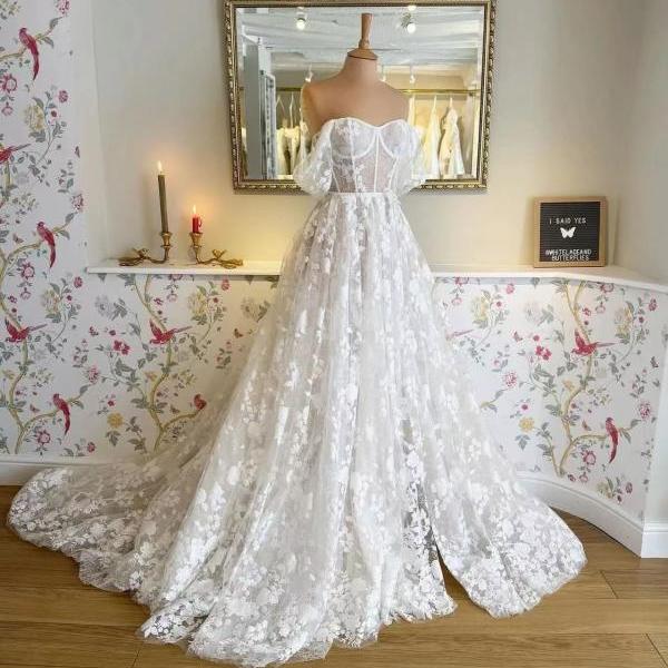 Off the Shoulder Corset Wedding Dresses for Bride 2025 Sweetheart Neckline Side Slit A Line Bridal Dresses Lace Wedding Gowns